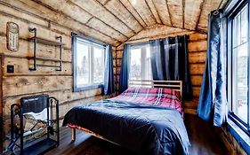 Your Cozy Cabin Retreat